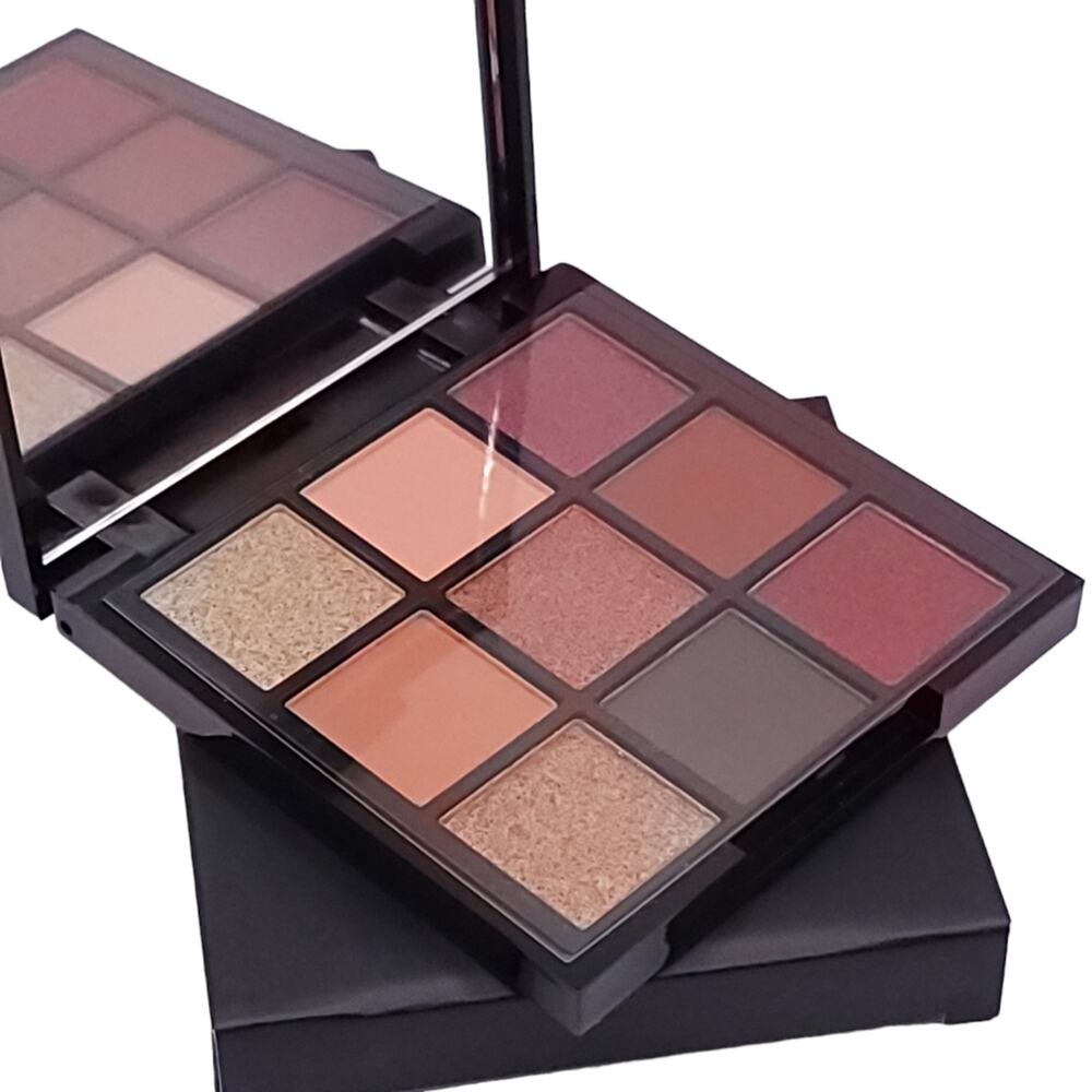 Aesthetica Be Fierce Eyeshadow Palette - Picture 2 of 4